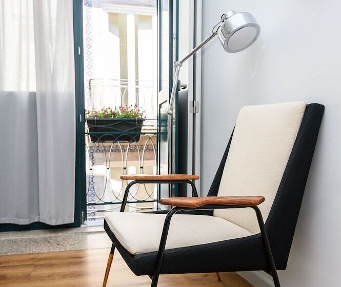 هتل Maria Da Sé Historic House