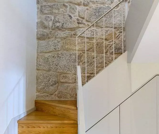 هتل Maria Da Sé Historic House