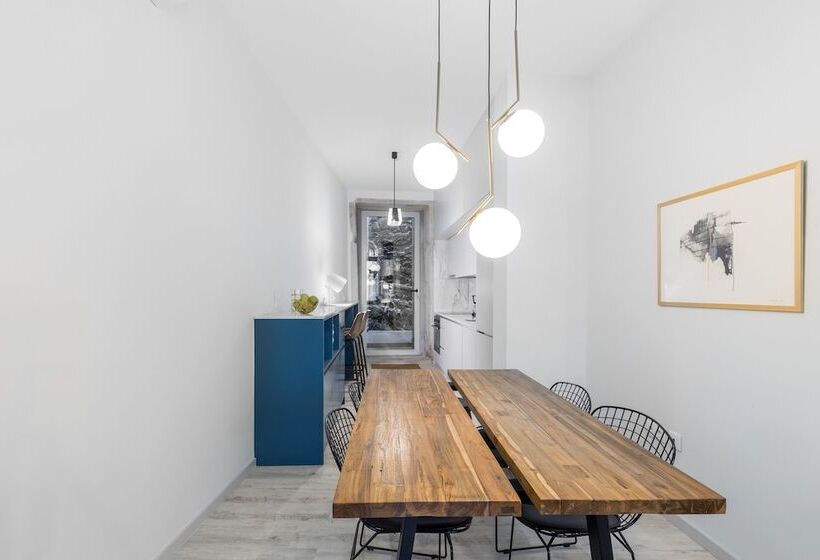 هتل Maria Da Sé Historic House