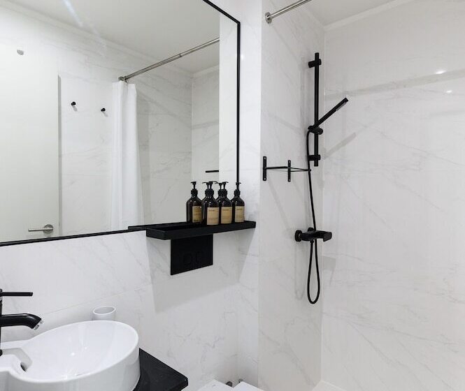 هتل Maria Da Sé Historic House