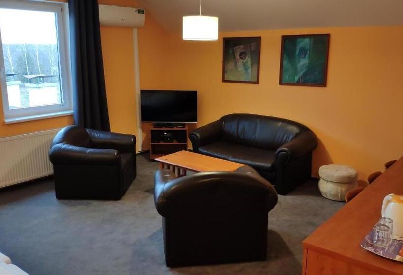 Szálloda Pension & Restaurant Silma With Wellness