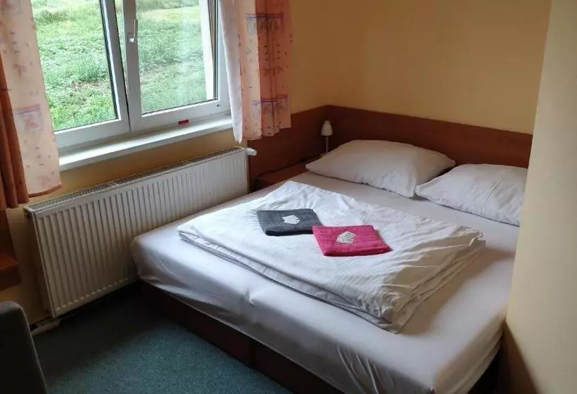 ホテル Pension & Restaurant Silma With Wellness