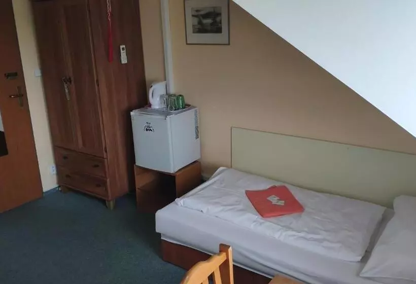 ホテル Pension & Restaurant Silma With Wellness