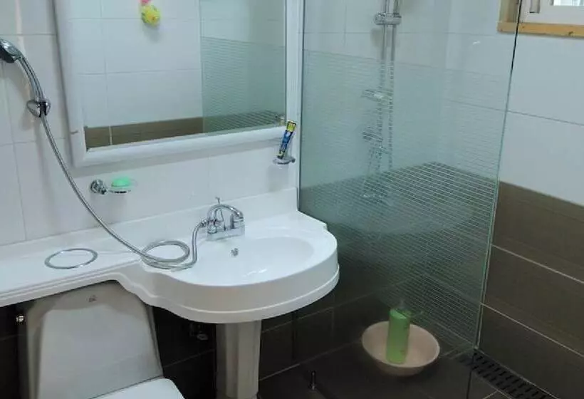 ホテル Jeju Sannaedeul Pension