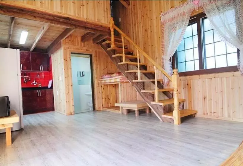 ホテル Jeju Sannaedeul Pension