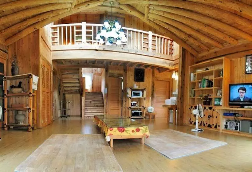 ホテル Jeju Sannaedeul Pension