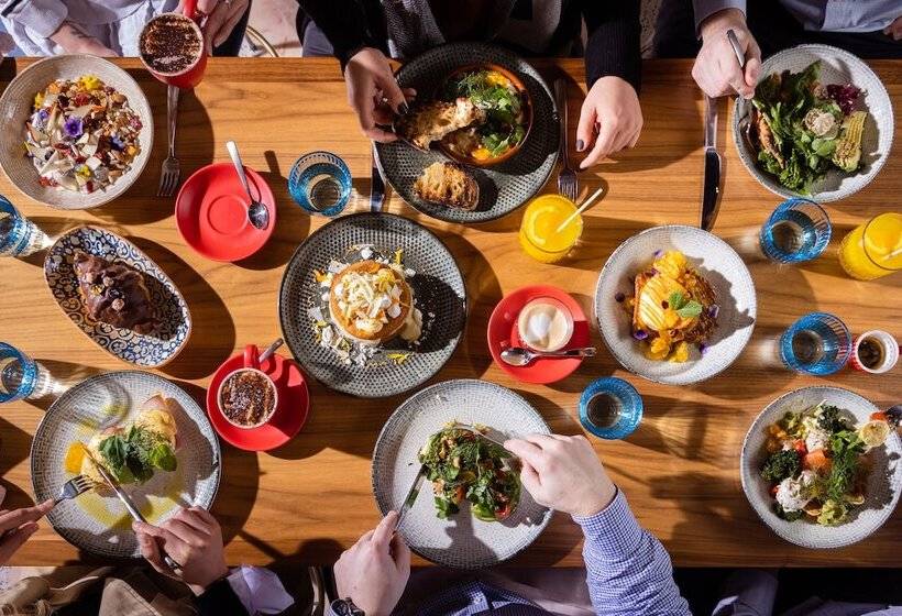 Hotel Eos By Skycity