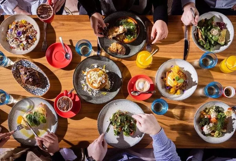 Hotelli Eos By Skycity