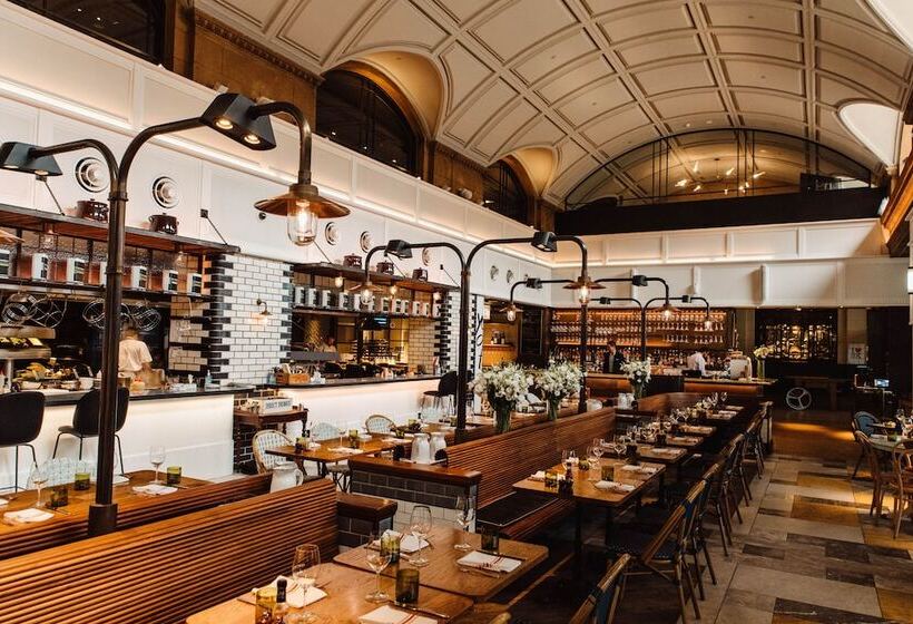 Hotel Eos By Skycity