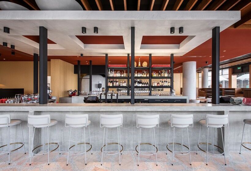 Hotel Eos By Skycity