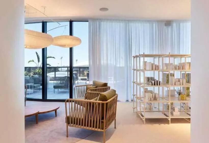 Hotelli Eos By Skycity