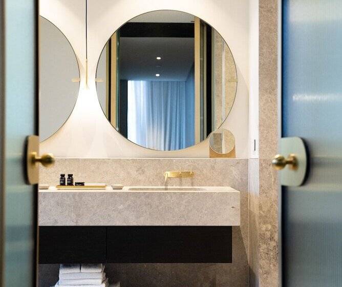 Hotel Eos By Skycity