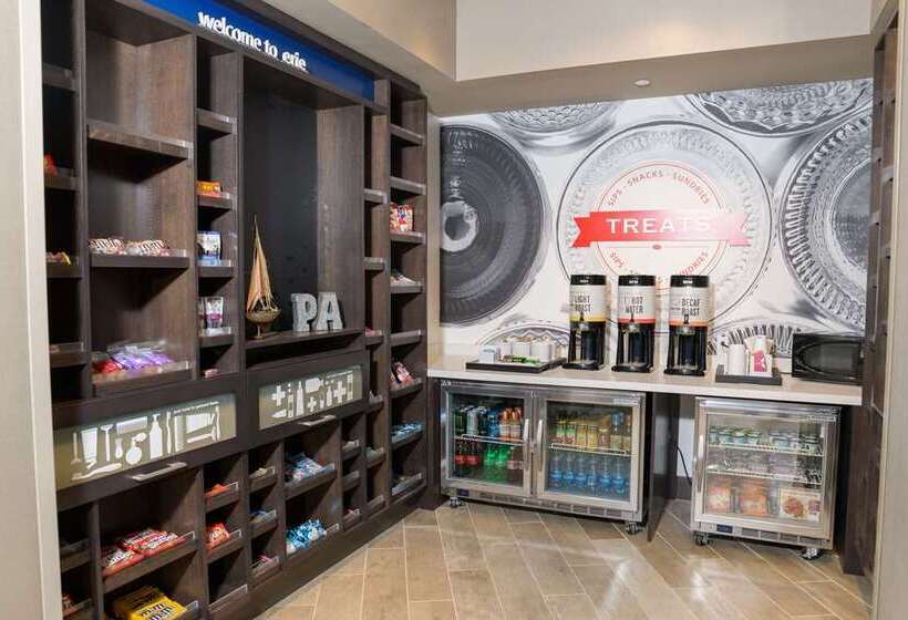 فندق Hampton Inn & Suites Erie Bayfront