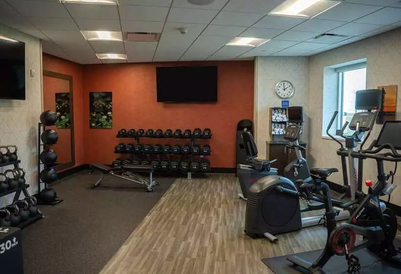 ホテル Hampton Inn & Suites Erie Bayfront