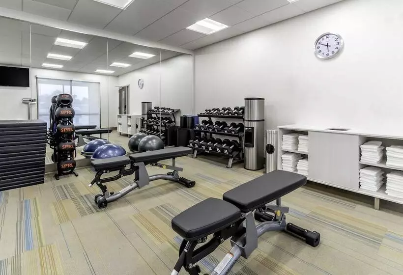 Hotelli Holiday Inn Express Milwaukee West Allis By Ihg