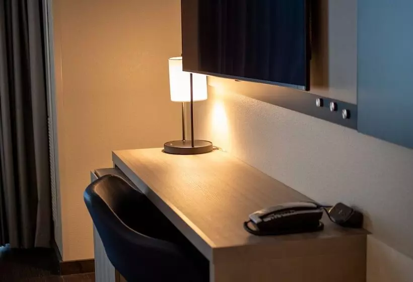 هتل Hyatt Place Altoona/des Moines