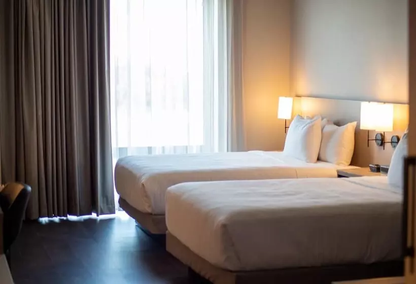 هتل Hyatt Place Altoona/des Moines