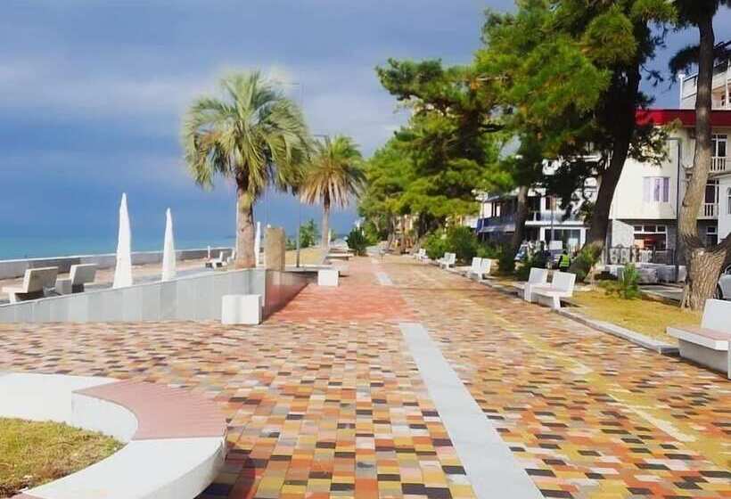 پانسیون Twins