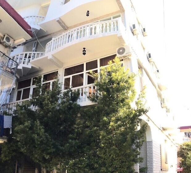 پانسیون Twins