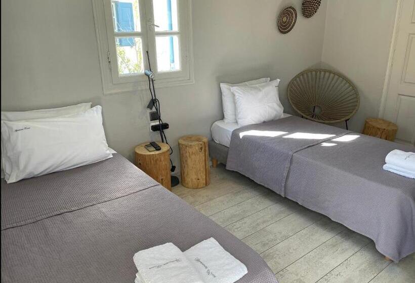 Rania Apartments Sea View