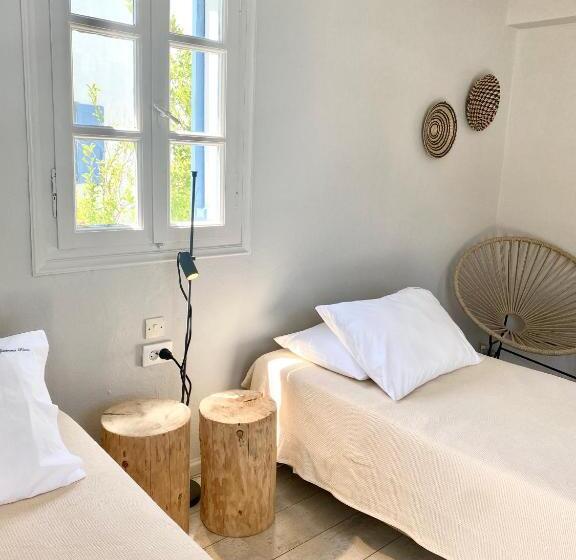 Rania Apartments Sea View