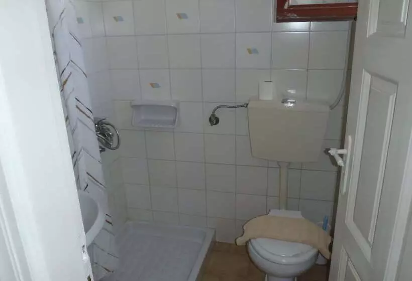 Rania Apartments Sea View
