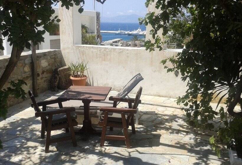 Rania Apartments Sea View