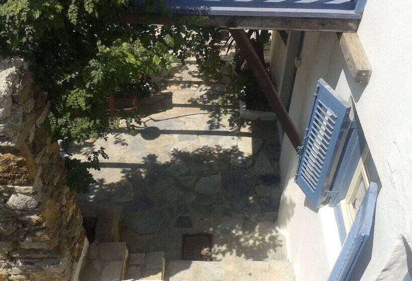 Rania Apartments Sea View