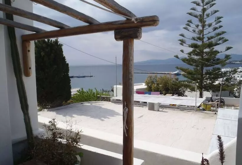 Rania Apartments Sea View