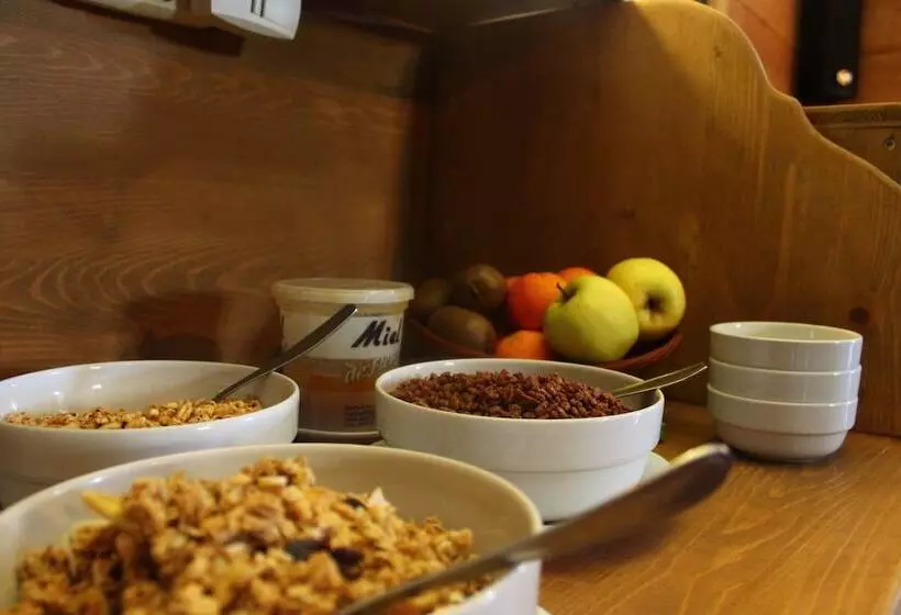 Retkeilymaja Relais Des Merveilles