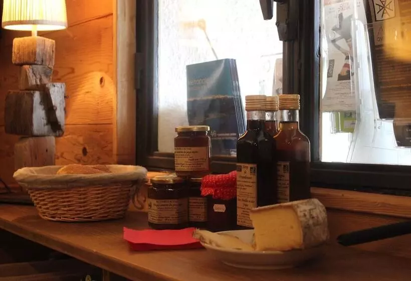 Retkeilymaja Relais Des Merveilles