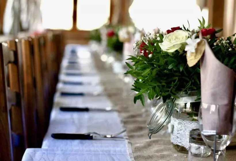 Retkeilymaja Relais Des Merveilles