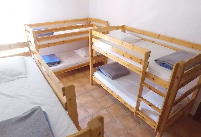 Retkeilymaja Relais Des Merveilles