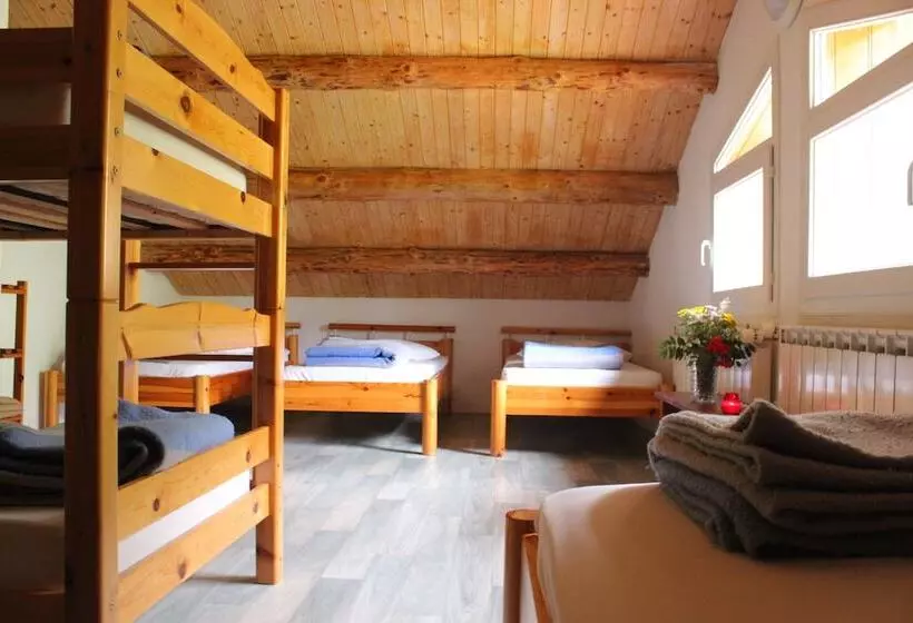 Retkeilymaja Relais Des Merveilles