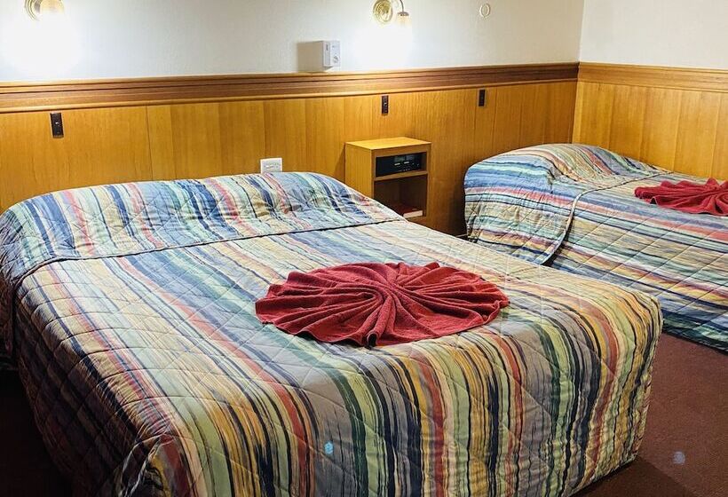 Мотель County Lodge Motor Inn