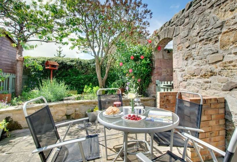 Escape To The Seaside In This Pretty Coastal Cottage, Perfect For A Relaxing Holiday