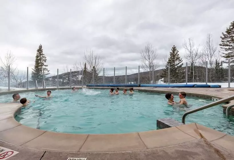 Hotelli Eagle Ridge Resort At Lutsen Mountains