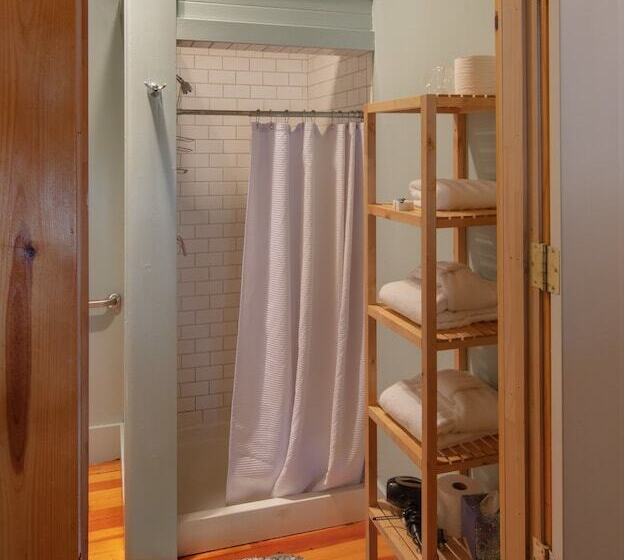 酒店 Mccloud Mercantile