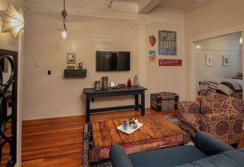 酒店 Mccloud Mercantile