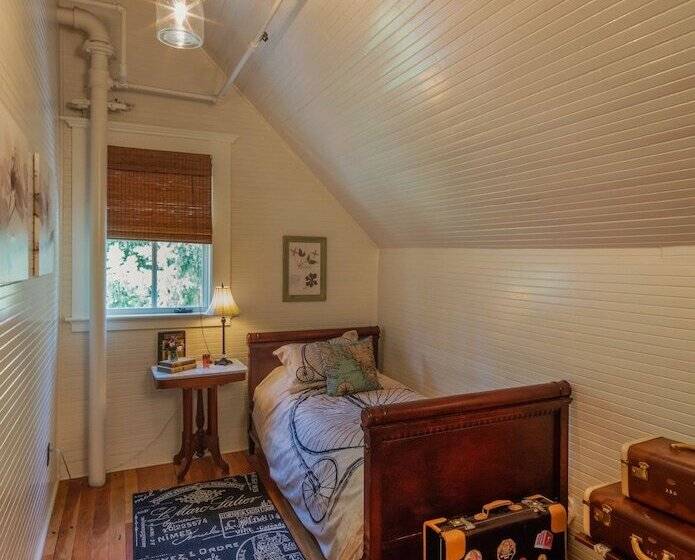 酒店 Mccloud Mercantile