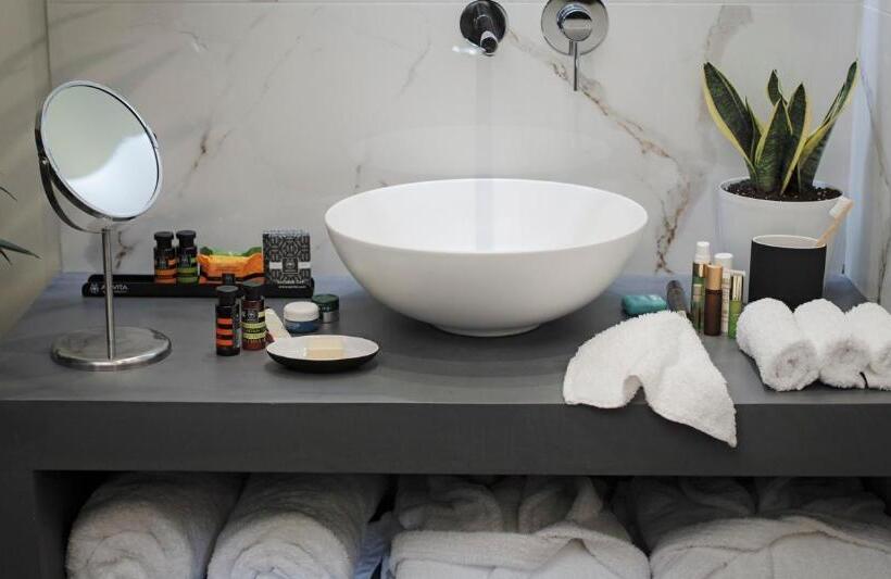 酒店 The Gem Society