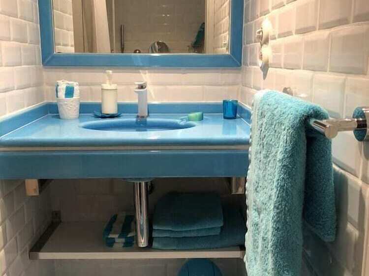 پانسیون Les Grimaldines Maison D Hôtes