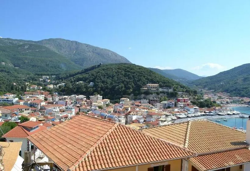 پانسیون Marina's House