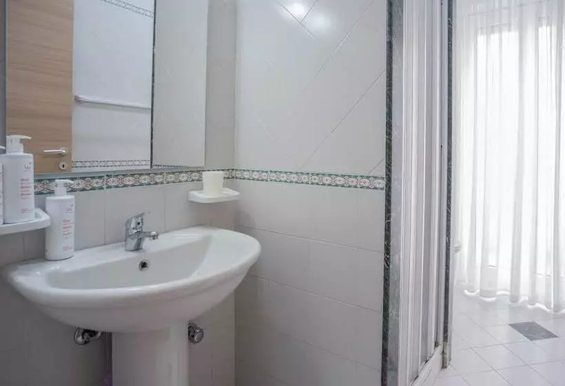 پانسیون Seaview Rooms In The Center By Wonderful Italy