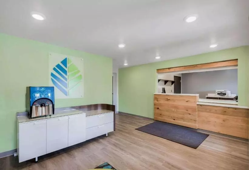 Woodspring Suites Chicago Addison