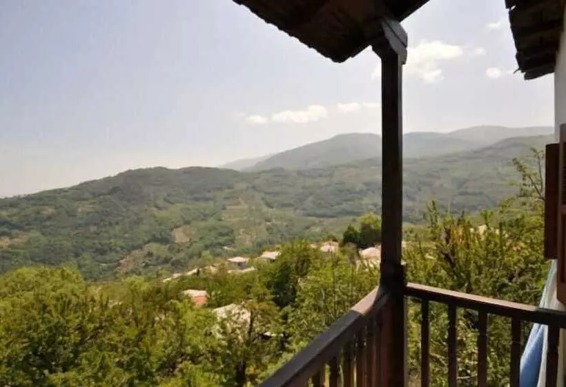 Majatalo Marika Vlachou