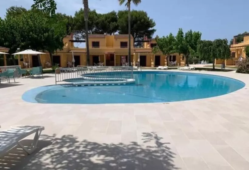 Apartamentos Ses Anneres