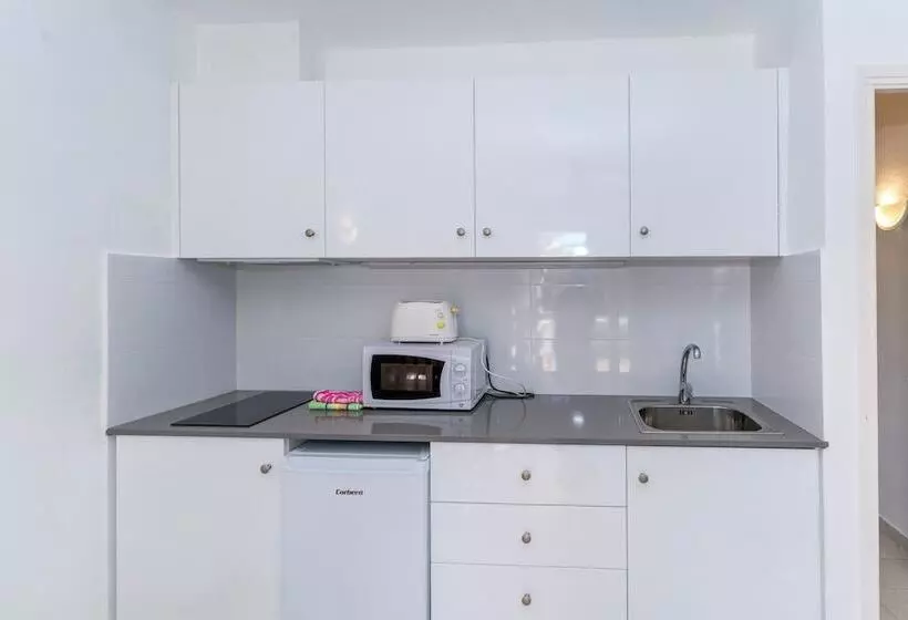 Apartamentos Ses Anneres