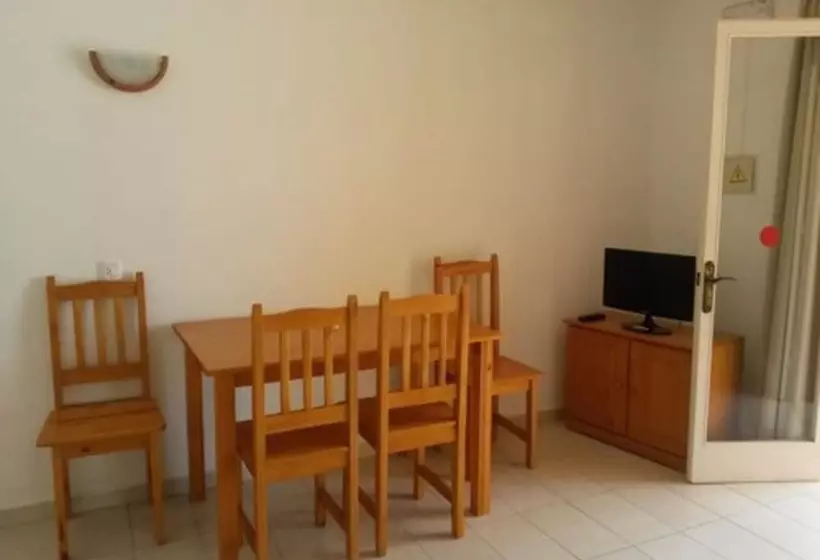 Apartamentos Ses Anneres