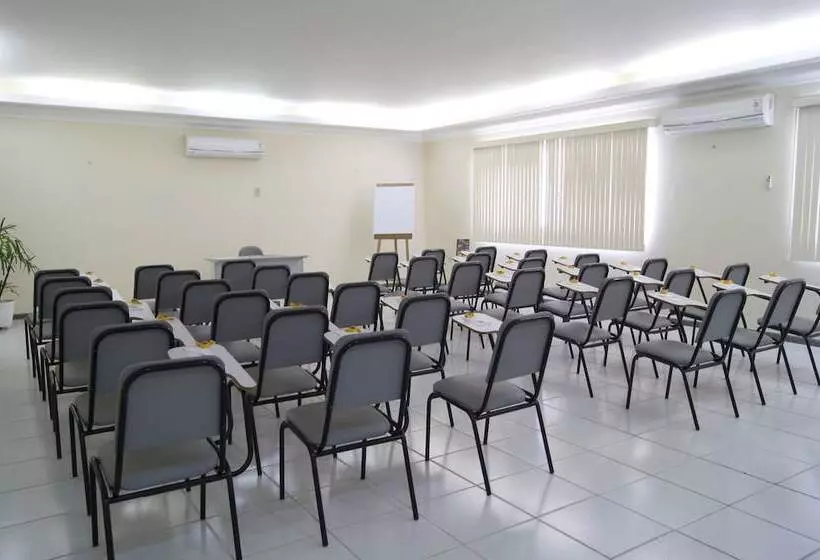 Bristol Guarapari Residence